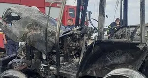 Egzozdan çıkan kıvılcım traktörü kül etti