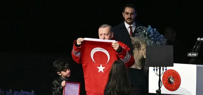 Başkan Erdoğan’dan 7’li koalisyon, FETÖ ve PKK’ya ağır bombardıman: Kifayetsiz muhterisleri üzüyoruz!