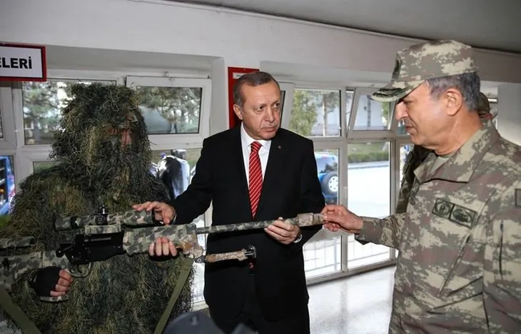 Cumhurbaşkanı Erdoğan JÖAK  birliğini ziyaret etti