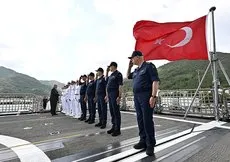 Denizkurdu 2024 tatbikatı nefes kesiyor! Türk bayrağı göndere böyle çekildi! A Haber ekipleri TCG Anadolu’da...