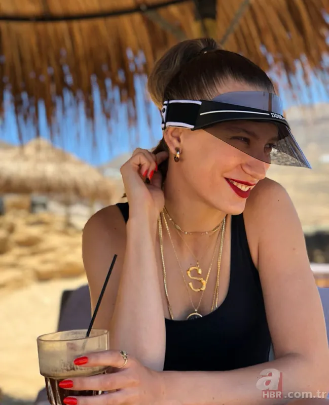 Serenay Sarıkaya’nın yeni rotası belli oldu 1