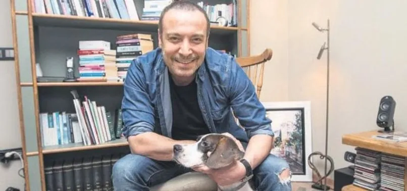 'SAHNE ÜCRETİMİ YARIYA İNDİRDİM'