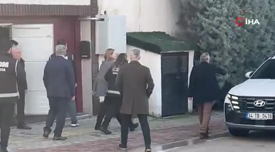 Bursa Büyükşehir Belediye Başkanı Mustafa Bozbey böyle gözaltına alındı