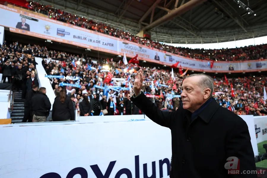 Başkan Erdoğan'a coşkulu karşılama! AK Parti'nin "İstanbul'un sözü: Birlik, İrade, Zafer" programına damga vuran an! 20