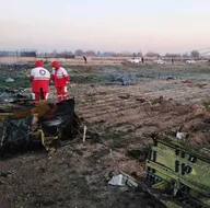 İranda düşen uçağın enkazından ilk görüntüler!