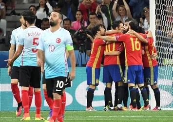 Millilerimiz bozguna uğradı!