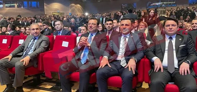 CHP’de İstanbul krizi! Ekrem İmamoğlu adayları tanıttı Özgür Özel’in koltuğu boş kaldı! | İmamoğlu’na CHP’lilerden Sarıyer protestosu