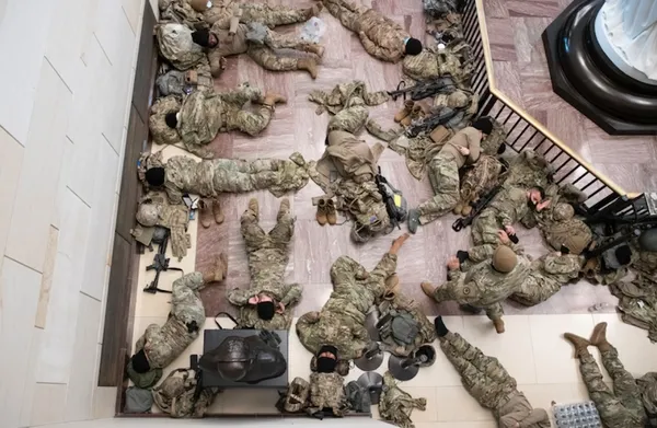 Joe Biden’ın yemin töreninde şok! 200 civarında Ulusal Muhafız Covid-19’a yakalandı