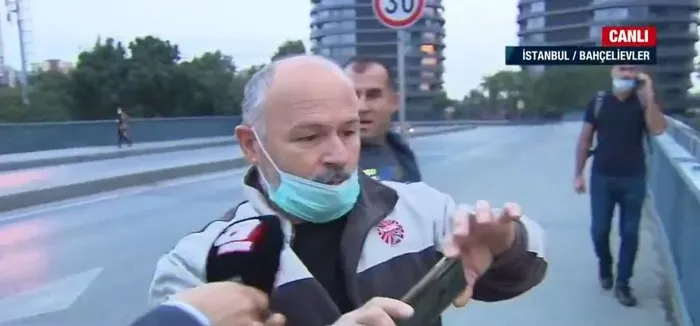 İstanbul’da vatandaşın metrobüs çilesi! Metrelerce kuyruk oluştu...