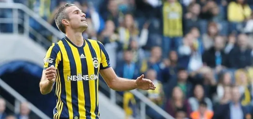 Robin van Persie İngilizlerin radarında
