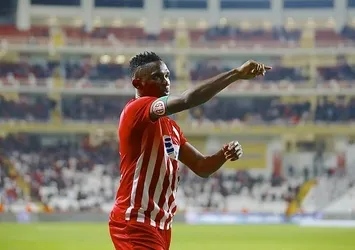Samuel Eto'o, bu hafta Beşiktaş kampına katılıyor
