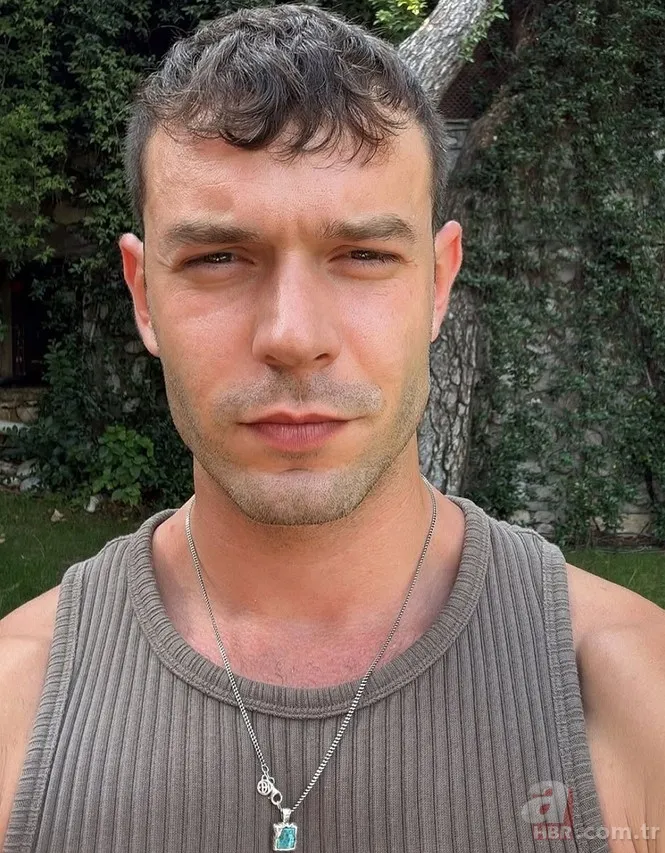 Cemre Baysel ameliyat sonrası paylaştı: "Biz neler atlattık" 2