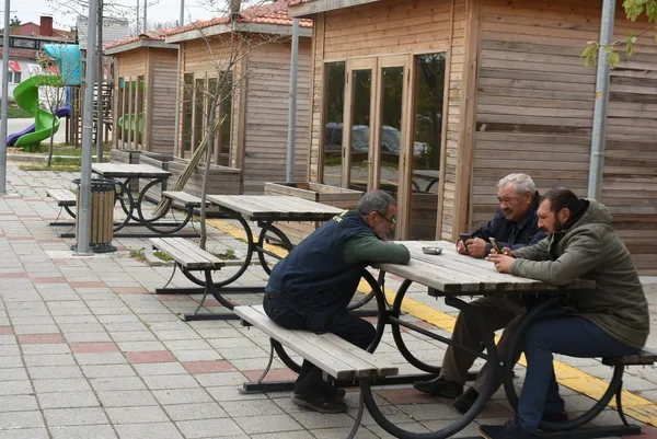 1650709068476.jpg CHP'li Meclis üyesi Gülşah Güney'den milyonluk vurgun! Onlarca çiftçiyi dolandırmış - 3