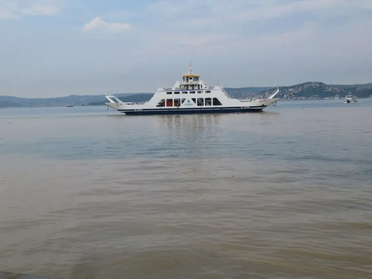 İstanbul Boğazı'na çamurlu su aktı! Havadan böyle görüntülendi