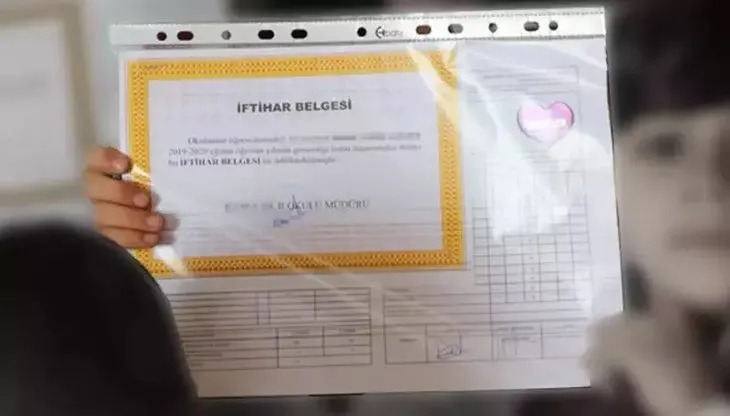 TAKDİR-TEŞEKKÜR HESAPLAMA EKRANI 2023! Kaç puanla takdir ve teşekkür belgesi alınır? 4-12. sınıf karne not ortalaması...