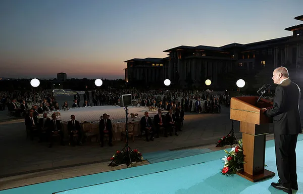 baskan-recep-tayyip-erdogandan-14-buyukelciler-konferansi-programinda-onemli-aciklamalar-1691519630764.jpg Başkan Recep Tayyip Erdoğan: Türkiye hadiseleri tribünden izleyemez - 3