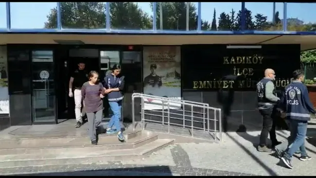 İstanbul'da yasak aşkta 'yüzleşme' olayında kan aktı! Defalarca bıçaklayıp öldürdü - 1