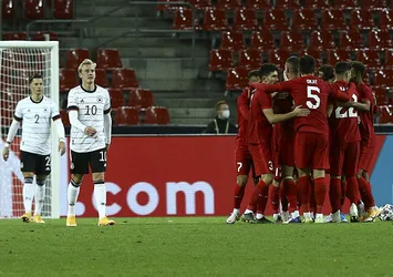 Almanya Türkiye maçı 3-3 sona erdi