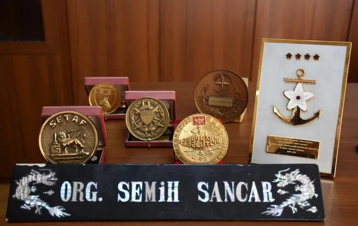 Eski Genelkurmay Başkanı Semih Sancar’ın madalyaları bit pazarından çıktı