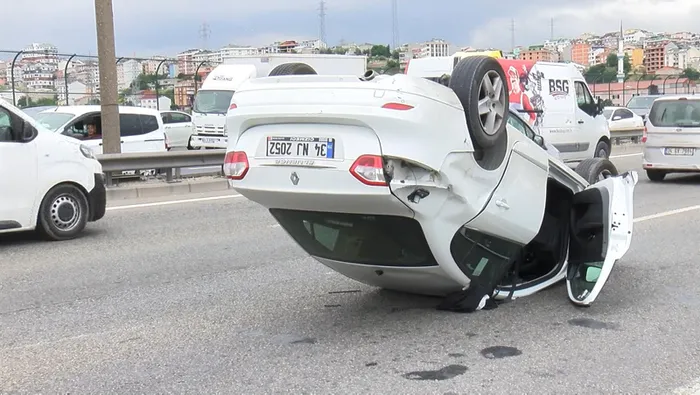 Son dakika: İstanbullular dikkat: Bahçeşehir TEM'de araç takla attı! Trafik kilitlendi - 2