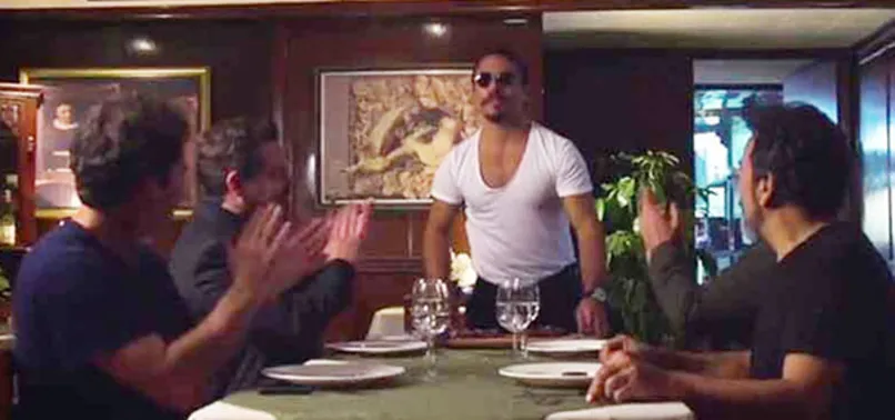 'Narcos' yeni sezonu Nusret'le tanıttı!