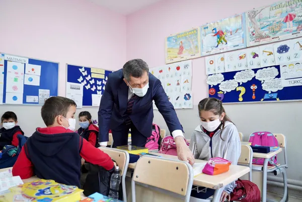 Son dakika: Milli Eğitim Bakanı Ziya Selçuk A Haber’de! Öğretmenlerin aşılama takvimi nasıl olacak? Tüm sınıflar yüz yüze eğitime ne zaman geçecek?