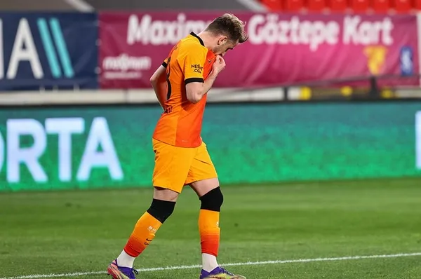 galatasarayin-genc-yildizi-kerem-akturkogluna-dev-talip-unlu-menajer-takibe-aldi-1619213220888.jpg Galatasaray'ın genç yıldızı Kerem Aktürkoğlu'na dev talip! Ünlü menajer takibe aldı - 4