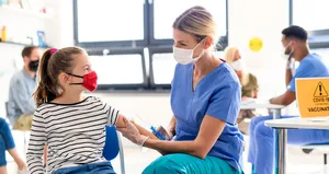 15 yaş ve üstündekilerin aşılanması sürüyor