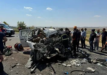 Düğün yolunda feci kaza! 4 ölü
