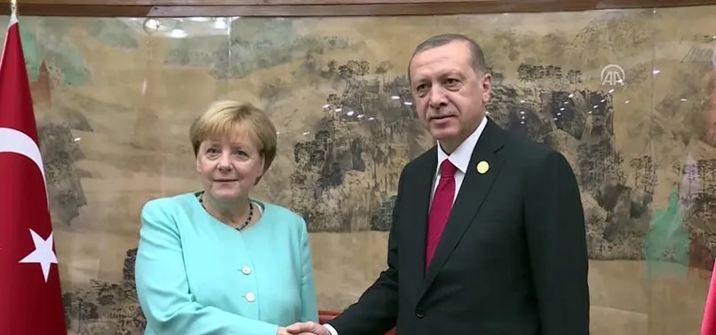 Cumhurbaşkanı Erdoğan ile Merkel'in görüşmesi sona erdi