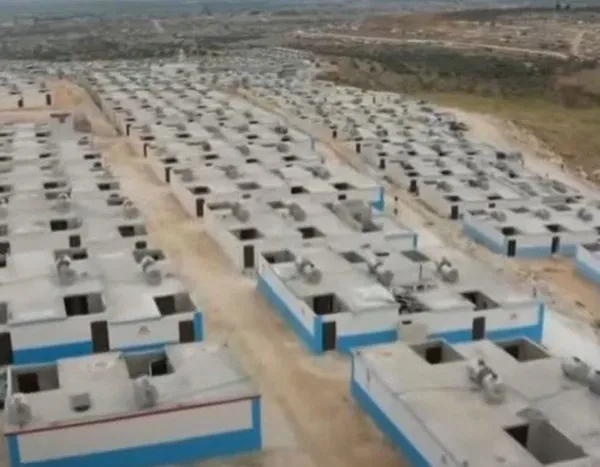 1652092404165.jpeg A Haber görüntüledi! 1 milyon Suriyeli sığınmacı bu evlere yerleştirilecek - 1