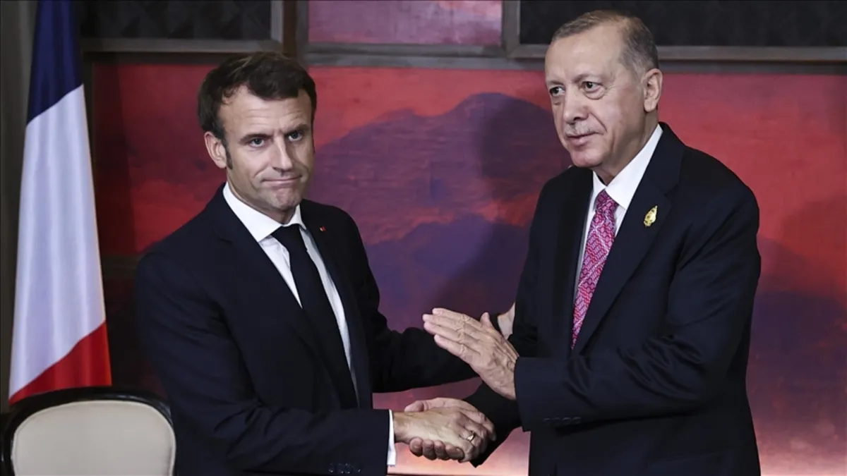 Başkan Erdoğan Fransa Cumhurbaşkanı Macron ile görüştü