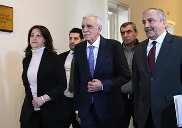 İmralı'ya ikinci tur! DEM heyeti bir kez daha Öcalan'la görüşecek