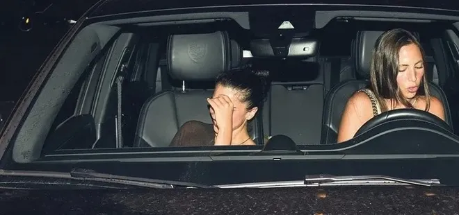 Zehra Çilingiroğlu’nun kız kıza gece gezmesi