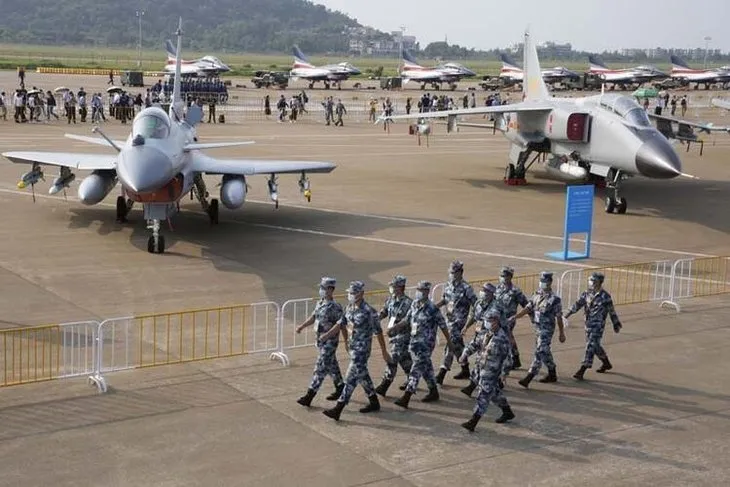 Çin ve Tayvan arasında gerilim büyüyor! Orduda korku ve panik hakim