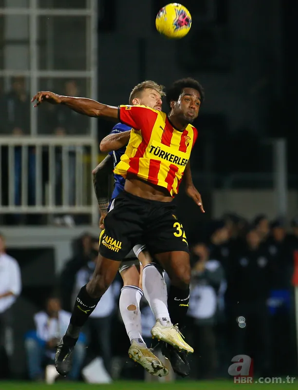 Göztepe-Fenerbahçe maçına damga vuran karar! Penaltı... 9