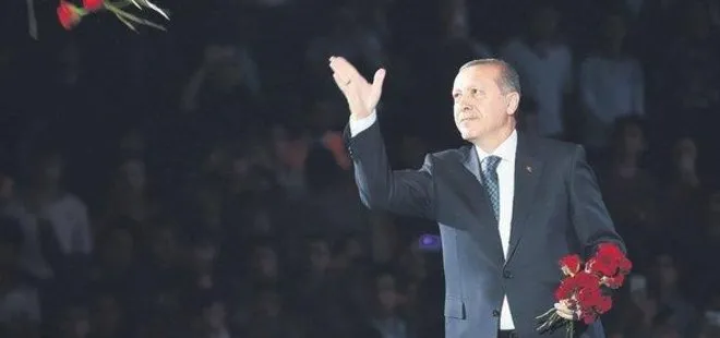 Başkan Erdoğan: Saldırıya, tehdide ihanete rağmen milletimizin emanetini yere düşürmedik