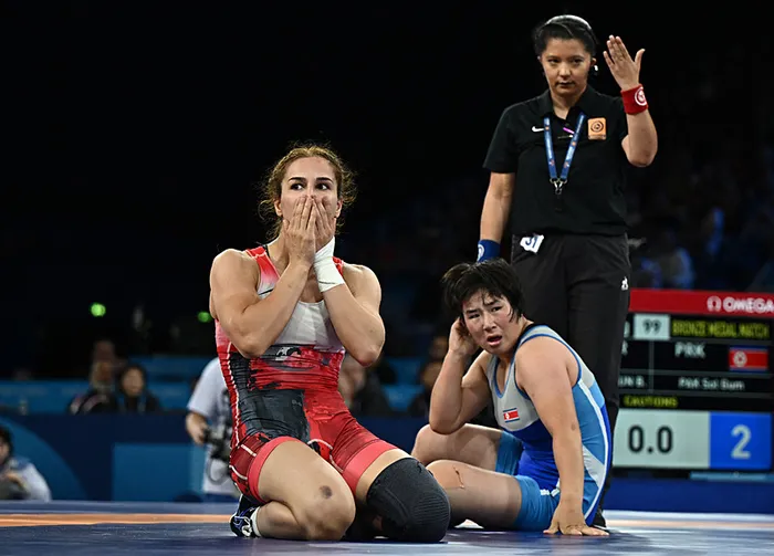 buse-cavusoglunda-paris-2024te-bronz-madalya-1722973718477.jpg Paris 2024'te milli gurur: Buse Tosun Çavuşoğlu'ndan bronz Buse Naz Çakıroğlu'ndan final... - 10