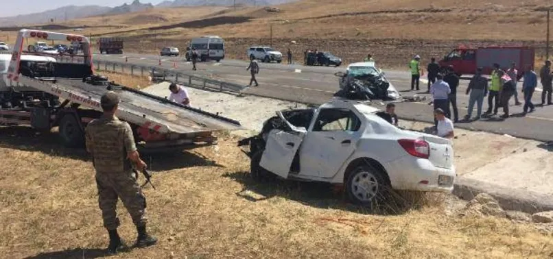Van'da feci kaza: 4 ölü, 5 yaralı