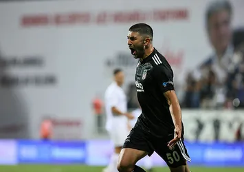 Beşiktaş'ta Güven Yalçın gelişmesi! Yönetim harekete geçti