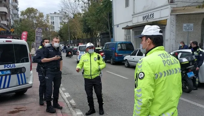 TIR'ı polisin üzerine sürdü! Samsun'da hareketli dakikalar - 1