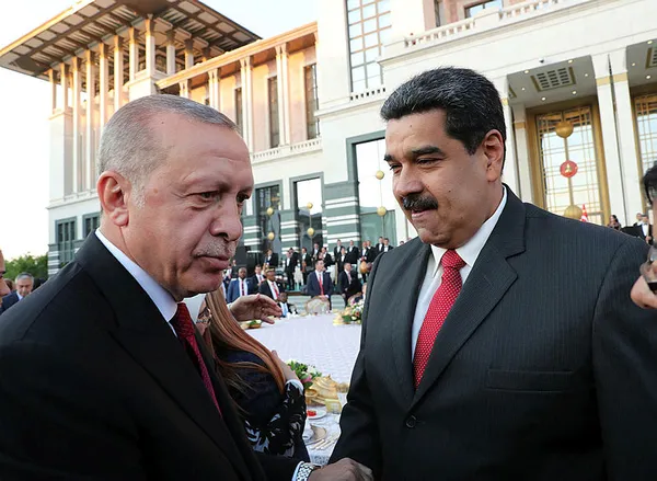 Venezuela Devlet Başkanı Nicolas Maduro Türk heyetini kabul etti! Başkan Erdoğan’a övgü dolu sözler: Türk halkı bilmelidir ki o koca yüreklidir