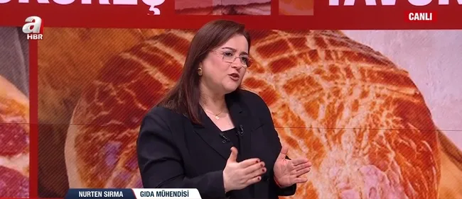 sokak-lezzetleri-tehlikeli-mi-zehirlenmemek-icin-bilmeniz-gerekenler-1763542733875.jpg Ekran görüntüsü / A Haber