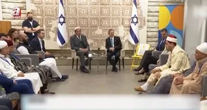 Sözde Fransız imam İsrail cumhurbaşkanını övdü!