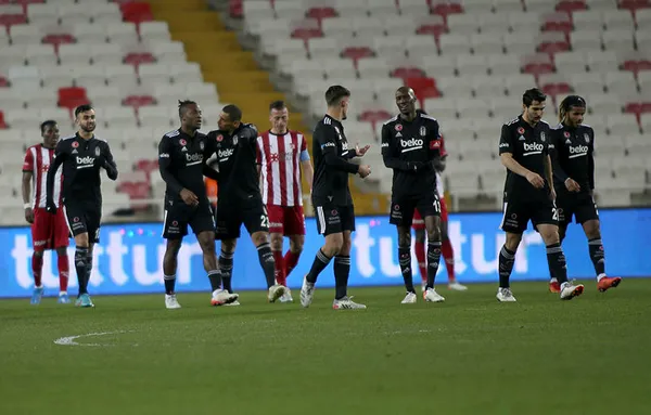 Sivasspor: 2 - Beşiktaş: 3 MAÇ SONUCU Kara Kartal Sivas’ta galip