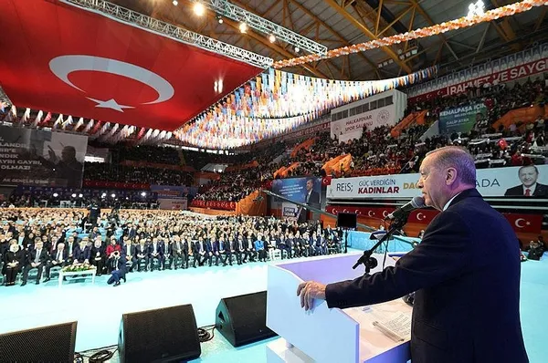 ak-partinin-izmir-ilce-belediye-baskan-adaylari-belli-oluyor-baskan-erdogandan-onemli-aciklamalar-1706358594318.jpeg Başkan Erdoğan'dan İzmir'de CHP yönetimine tepki: 31 Mart'ta hizmet belediyeciliği başlıyor - 3