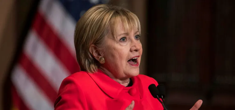 Kaçak Adil Öksüz'den Hillary Clinton'a bağış