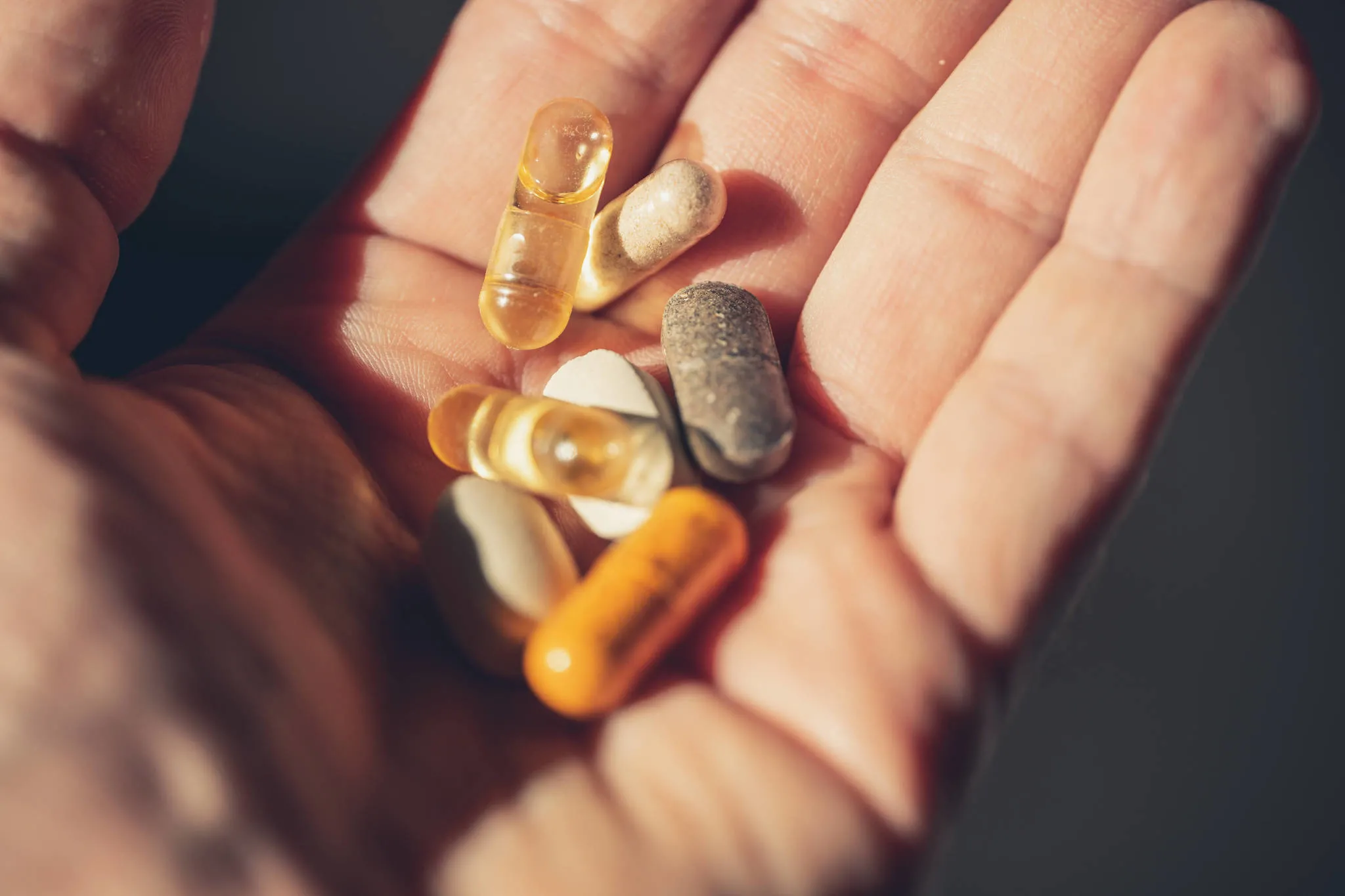 B12 vitamini eksikliğine dikkat! Bu besinler ilaç yerine geçiyor...