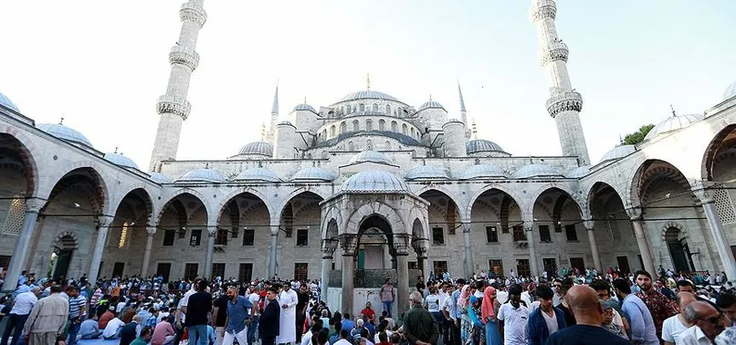 Ramazan Bayramı 2022 takvimi: Arefe günü ne zaman? 2022 Ramazan Bayramı 1. günü ne zaman, hangi gün?