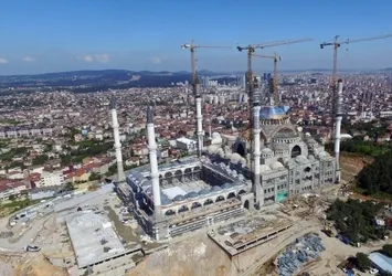 Çamlıca Camii'nde ilk teravih tarihi belli oldu